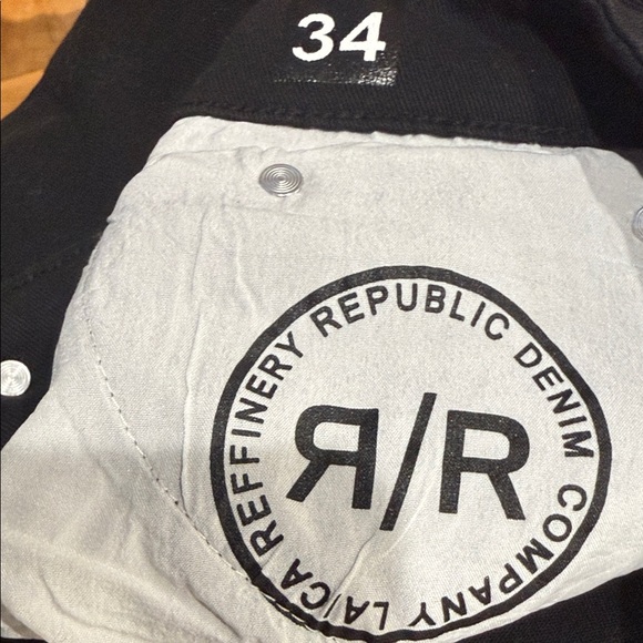 Refinery Republic Jeans - Picture 7 of 7